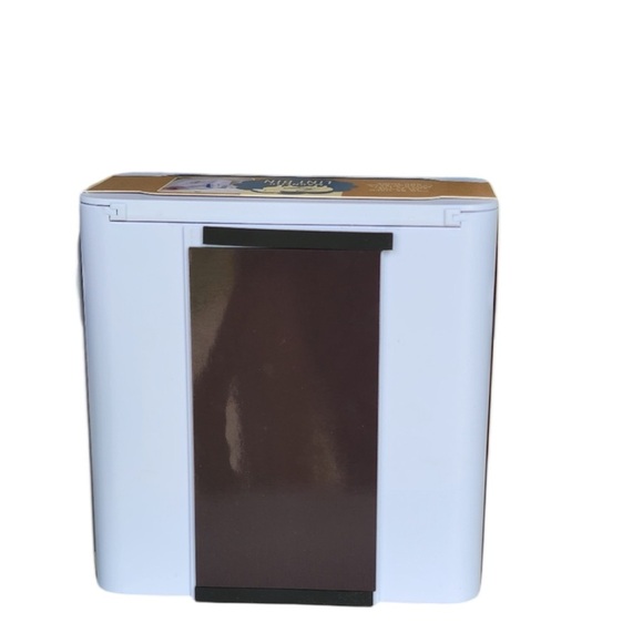 Laundry Helpers - Magnetic Lint Bin White | New - Picture 4 of 5